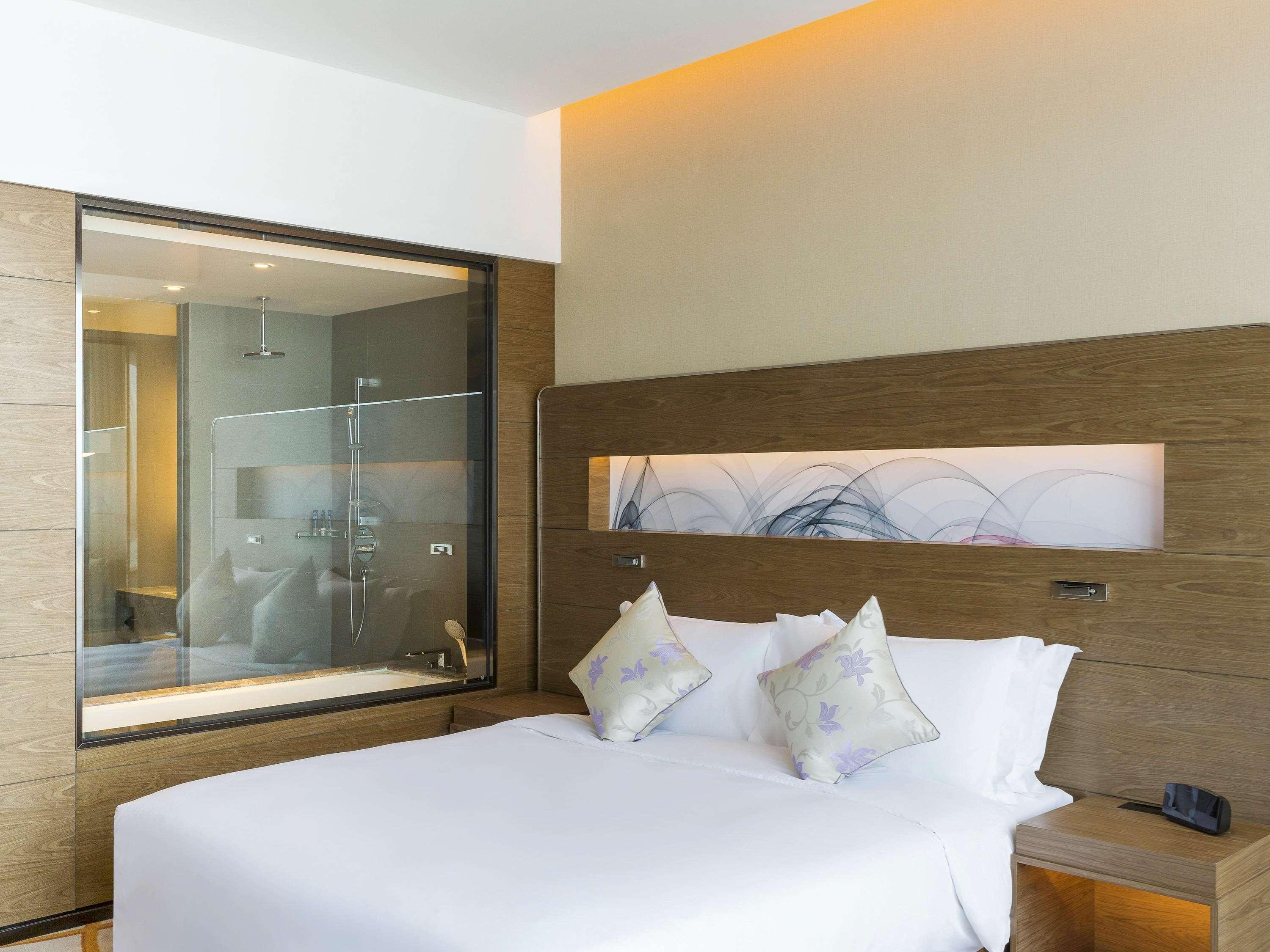 Novotel Rizhao Suning Exterior foto