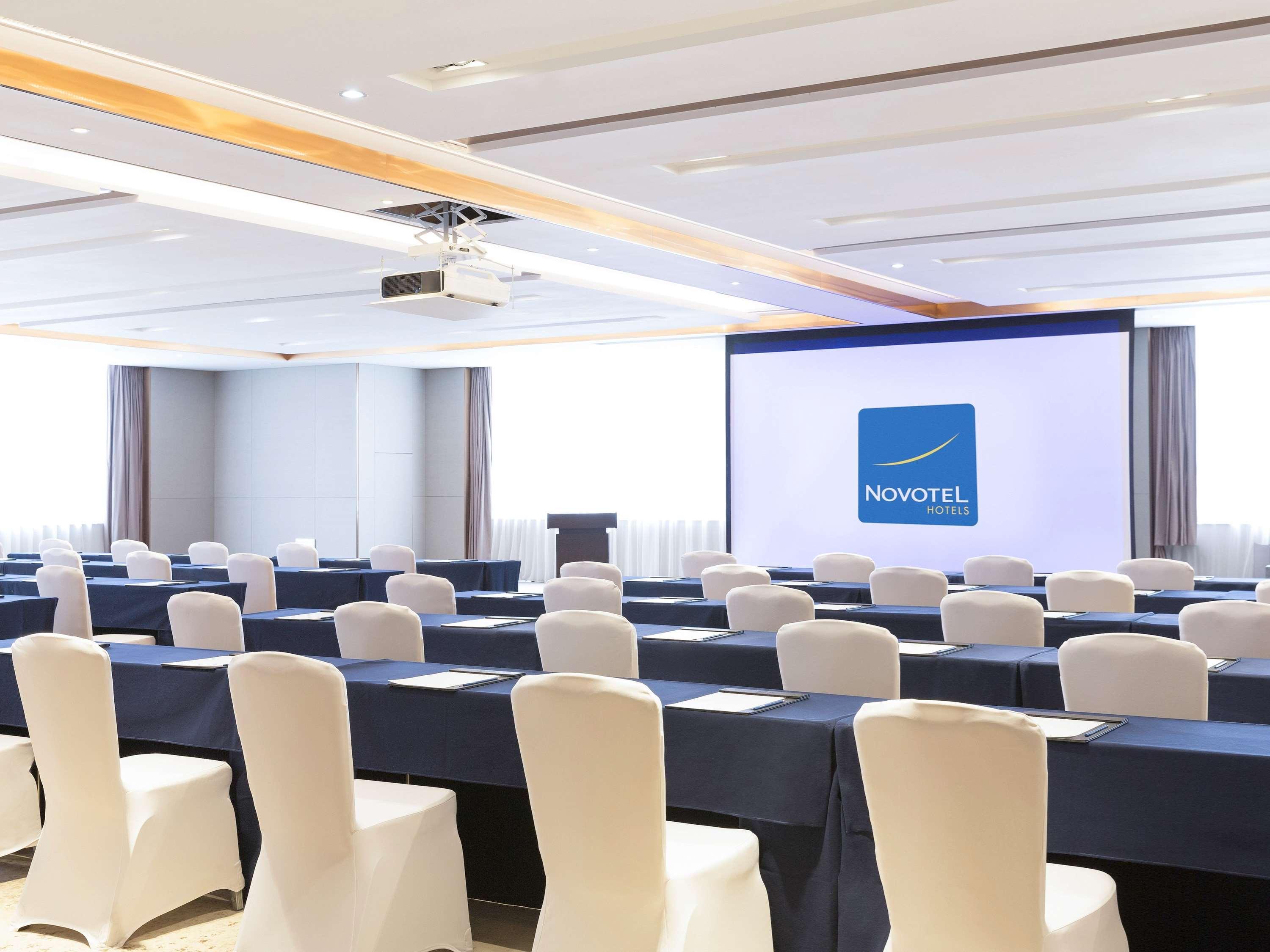 Novotel Rizhao Suning Exterior foto