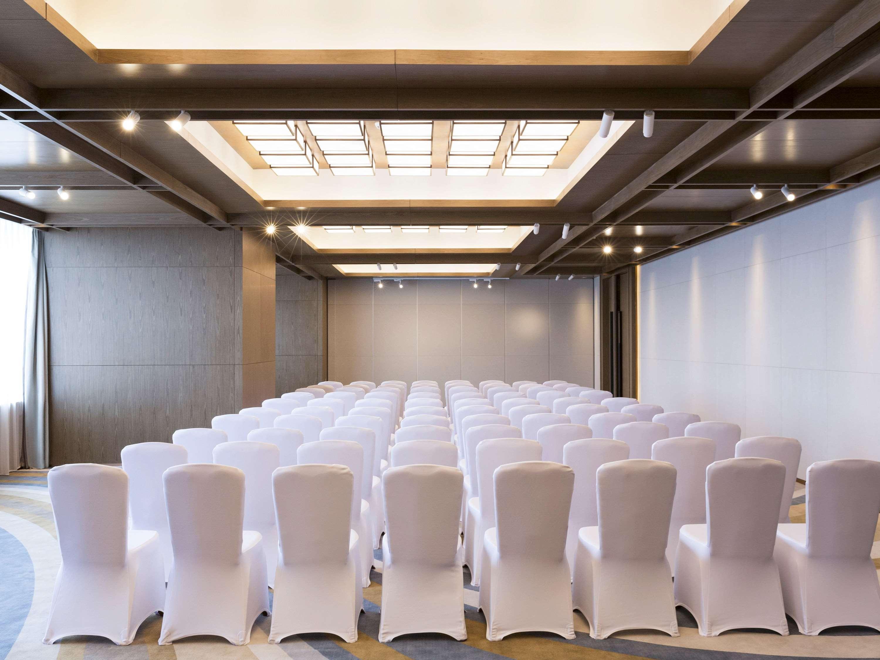 Novotel Rizhao Suning Exterior foto